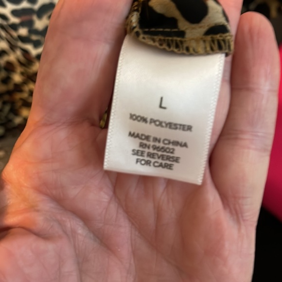 Roz & Ali leopard print top - Picture 7 of 7